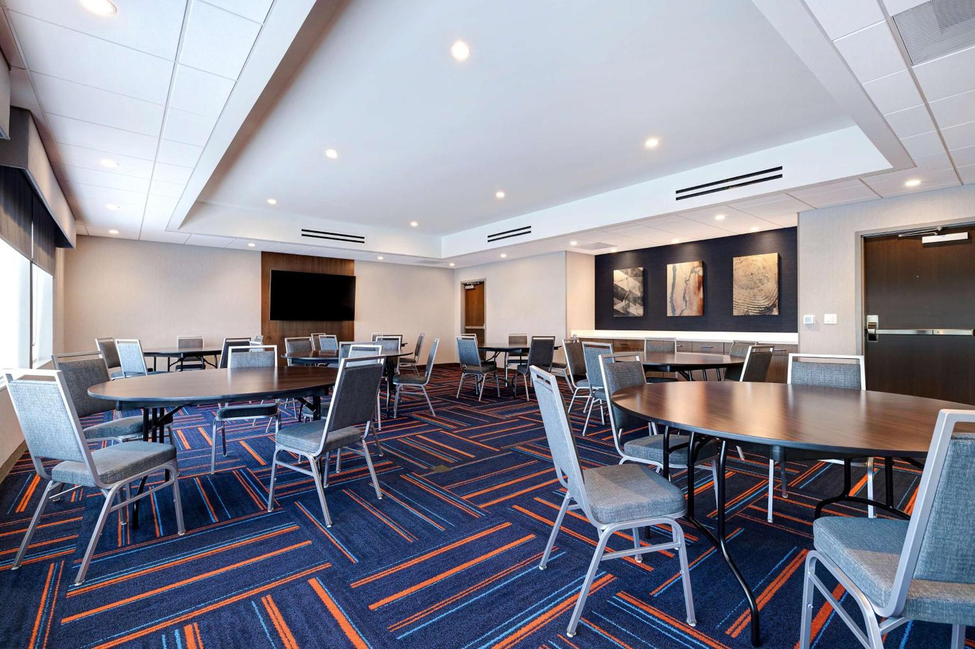 Hampton Inn Crown Point, In 外观 照片