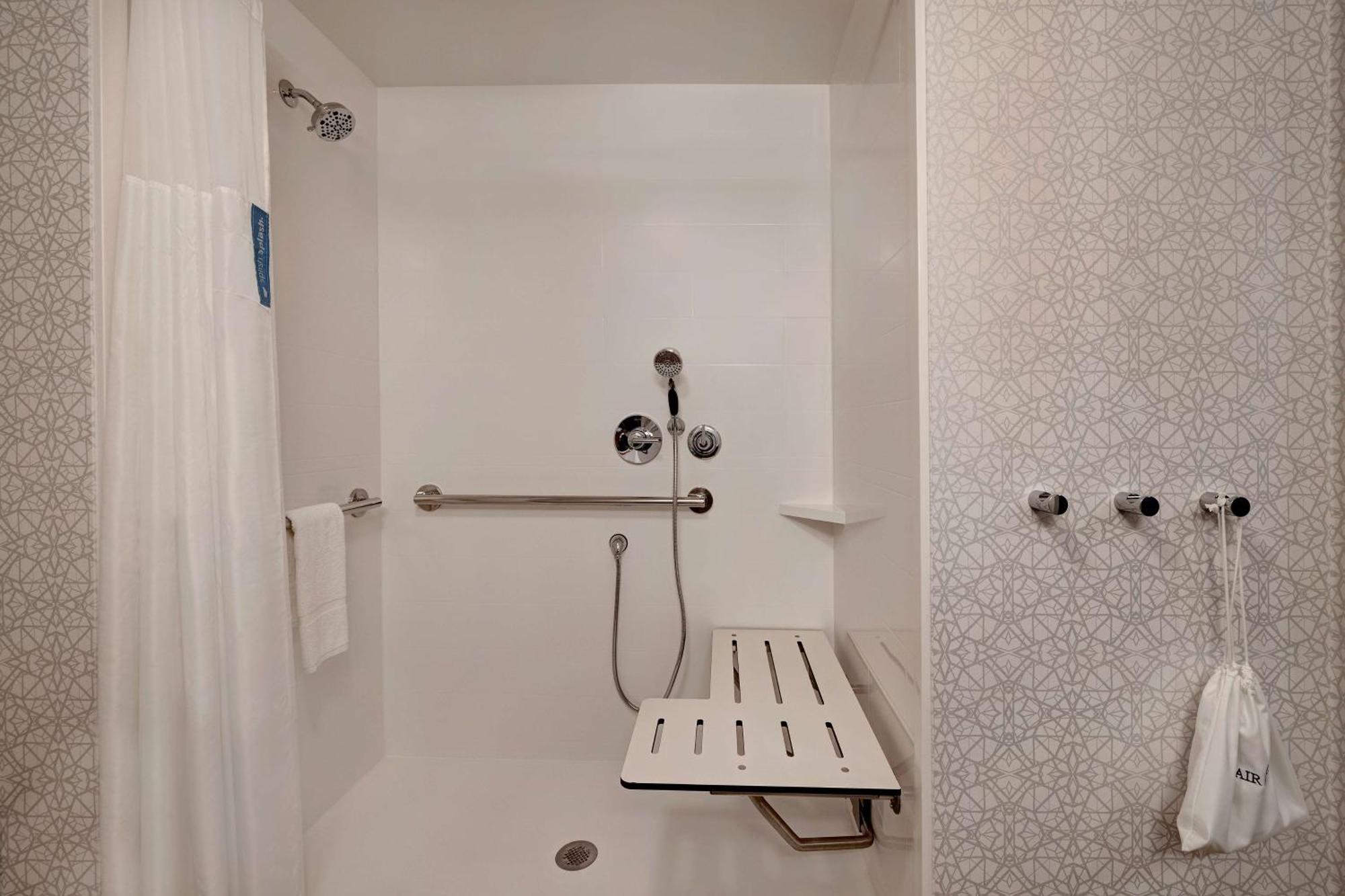 Hampton Inn Crown Point, In 外观 照片