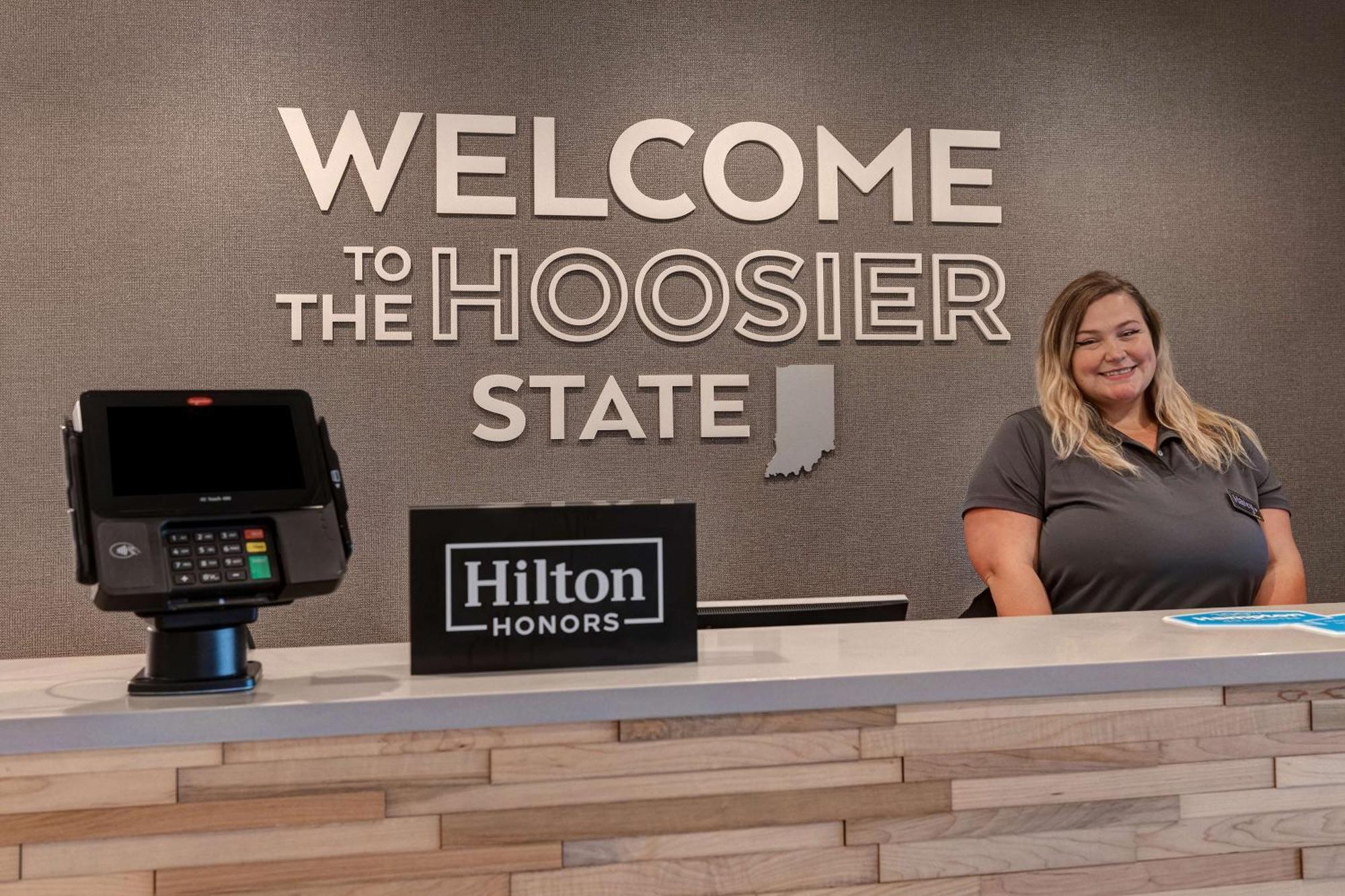 Hampton Inn Crown Point, In 外观 照片